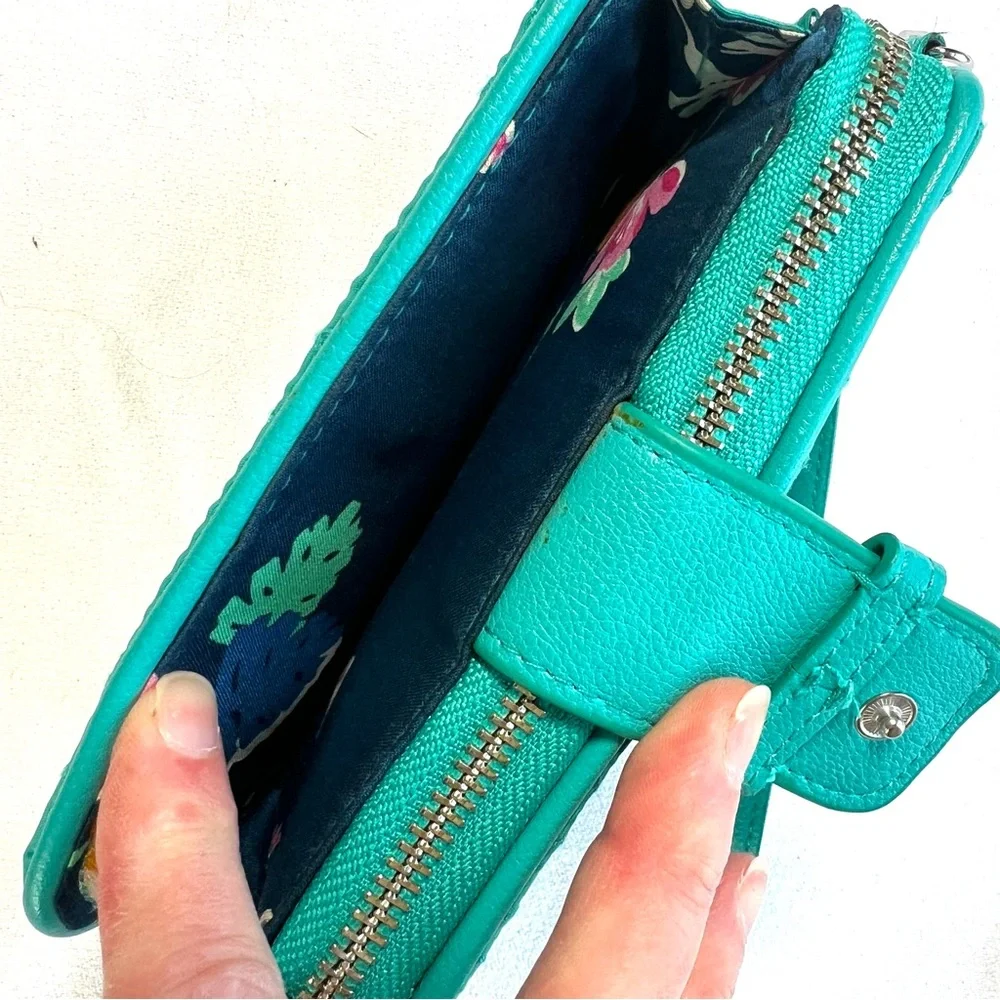 Vera Bradley EUC RFID Smartphone Wallet